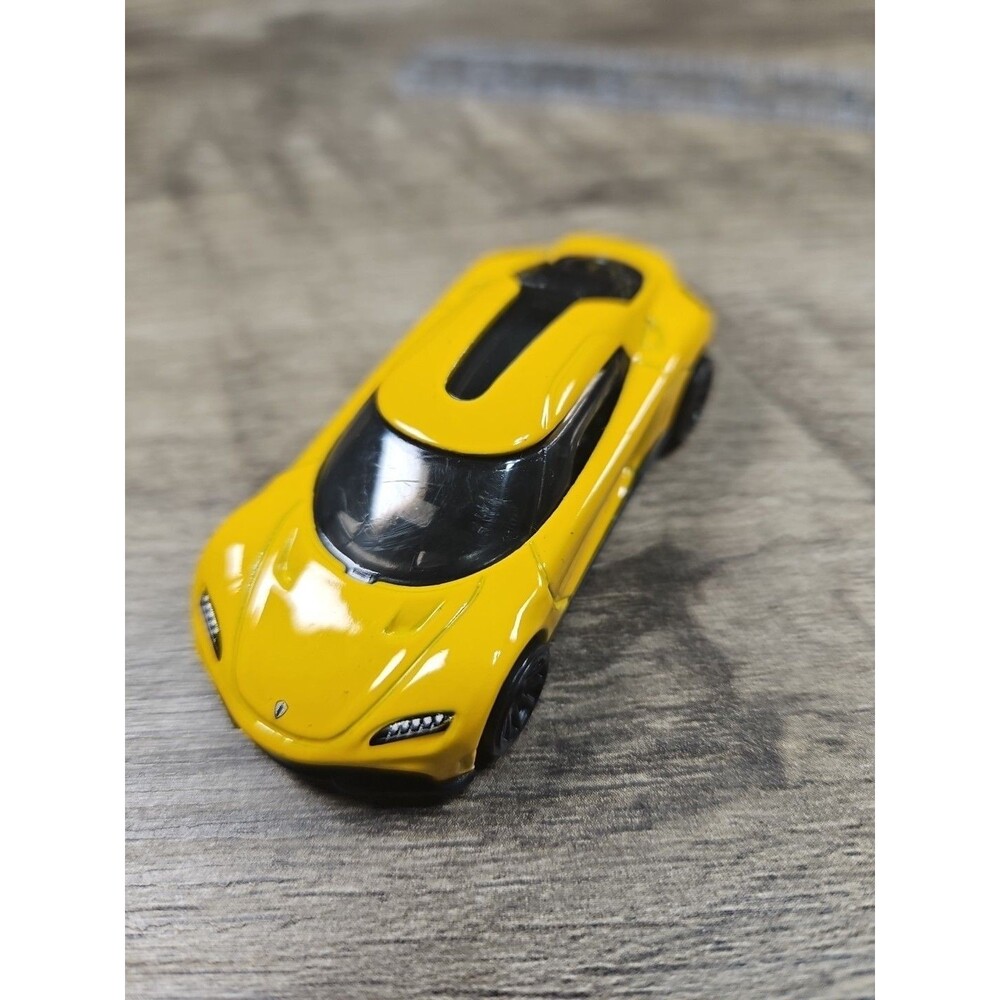 Hot Wheel Koenigsegg Gemera Yellow & Black Diecast 1/64 Mattel Loose Toy Car